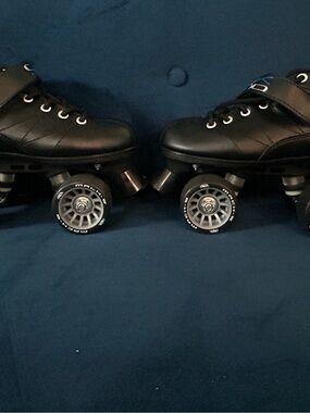 Pacer GTX 500 Quad Roller Skates Black Size 4 Speed Derby Jam Indoor Outdoor